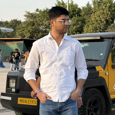 Portrait of Armaan Parvez, independent product designer based in India